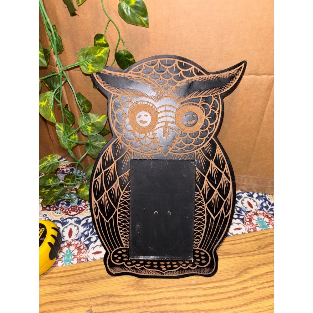 Wooden Owl Picture Frame Black Etched Folk Art 4x6 Photo Tabletop Decor